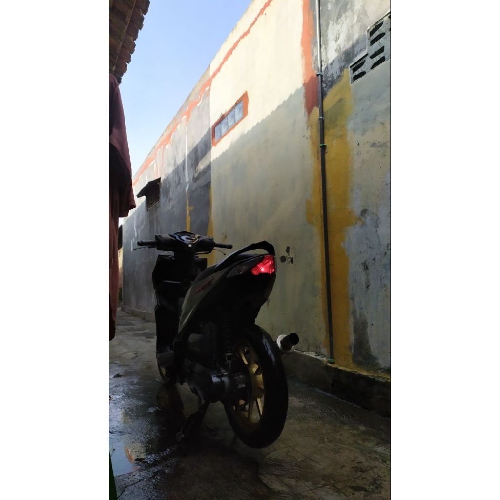 Undertail Spakbor beat Deluxe/2020