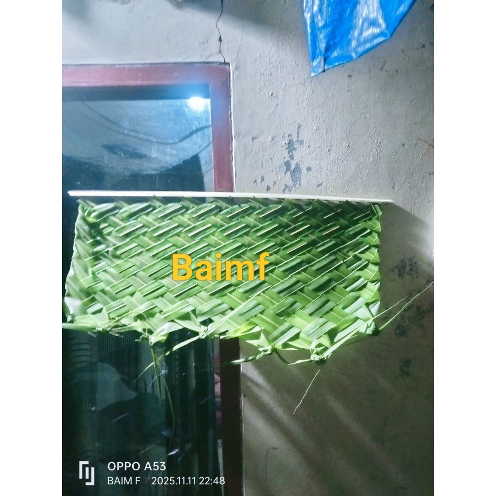 belah ketepe/anyaman daun kelapa