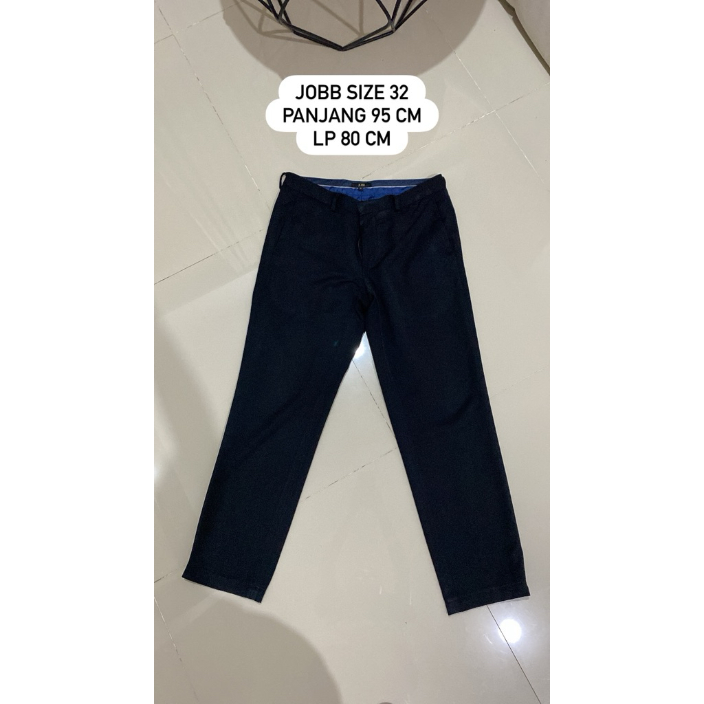 PRELOVED celana formal JOBB size 32