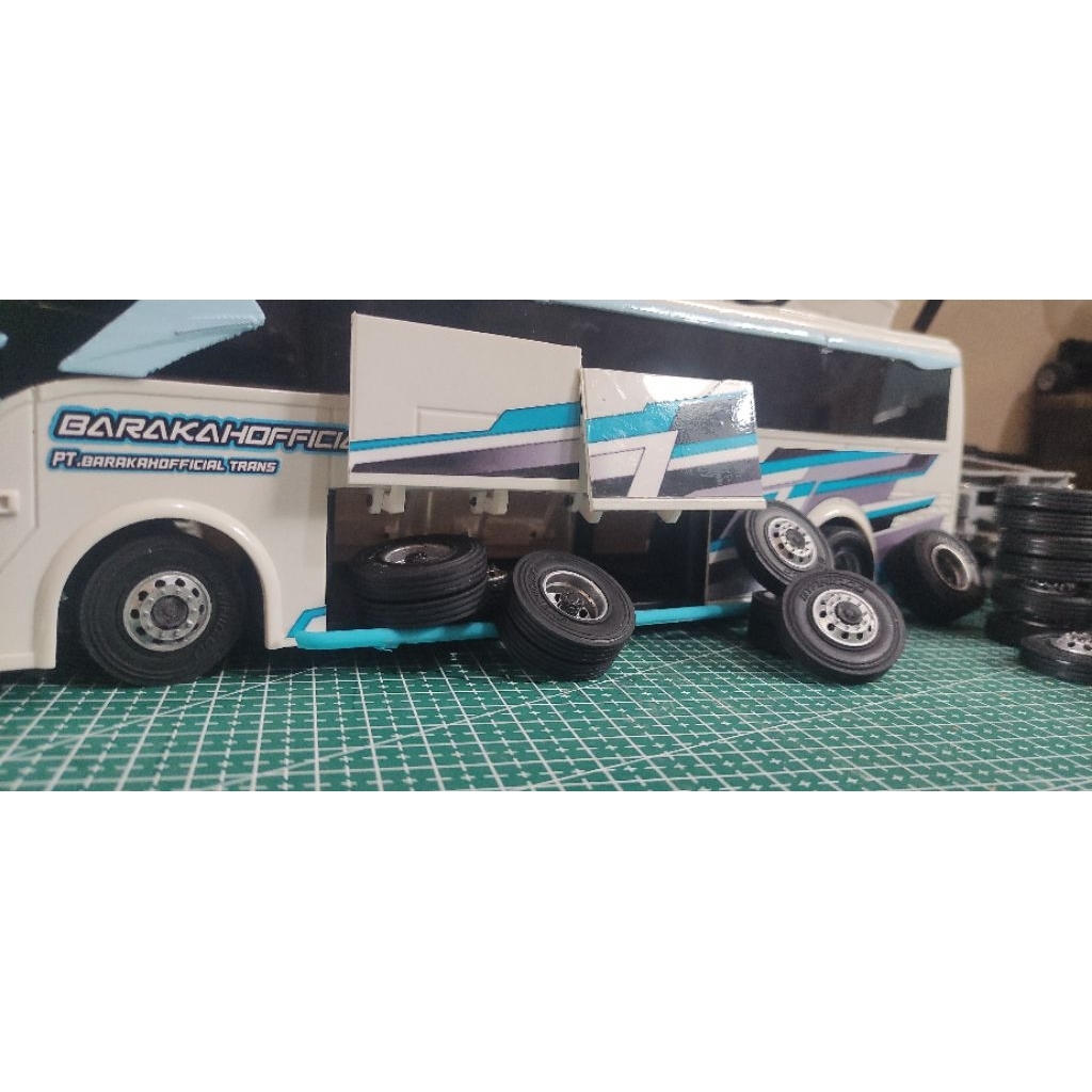 BAN KARET MINIATUR BUS RKC GYFIN NON BEARING