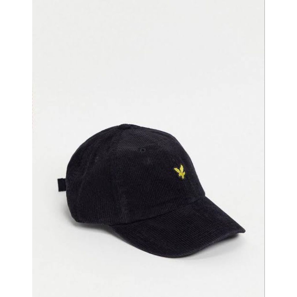 Caps Lyle and Scott