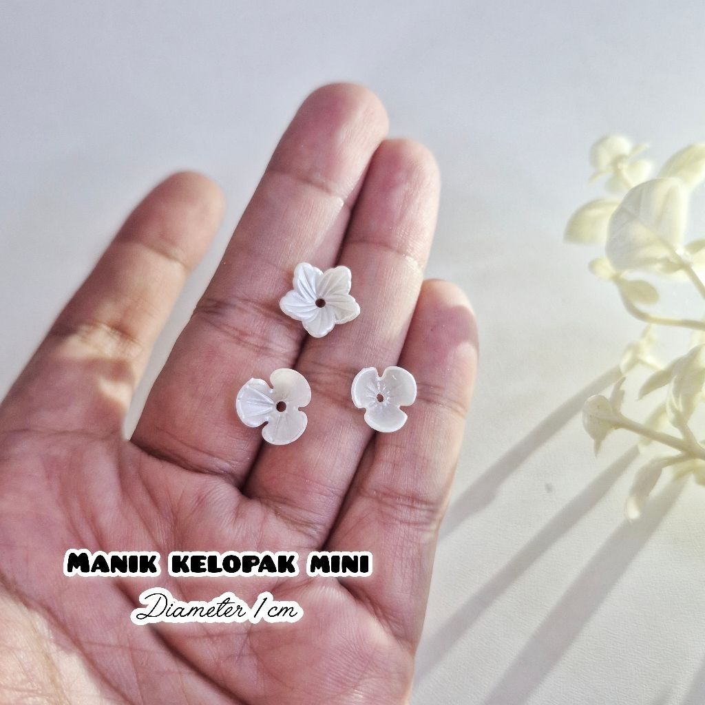 Manik Kelopak Mini