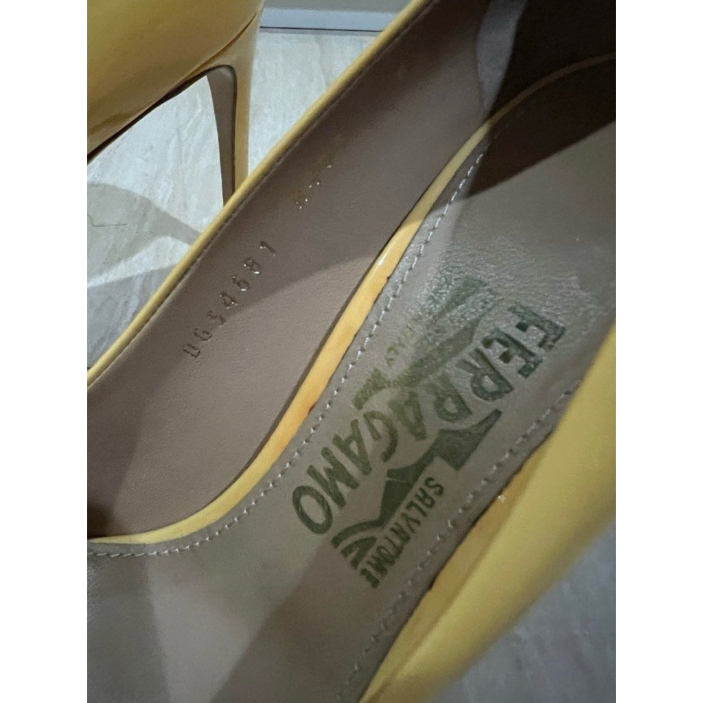 Salvatore ferragamo Heels second / Salvatore ferragamo preloved