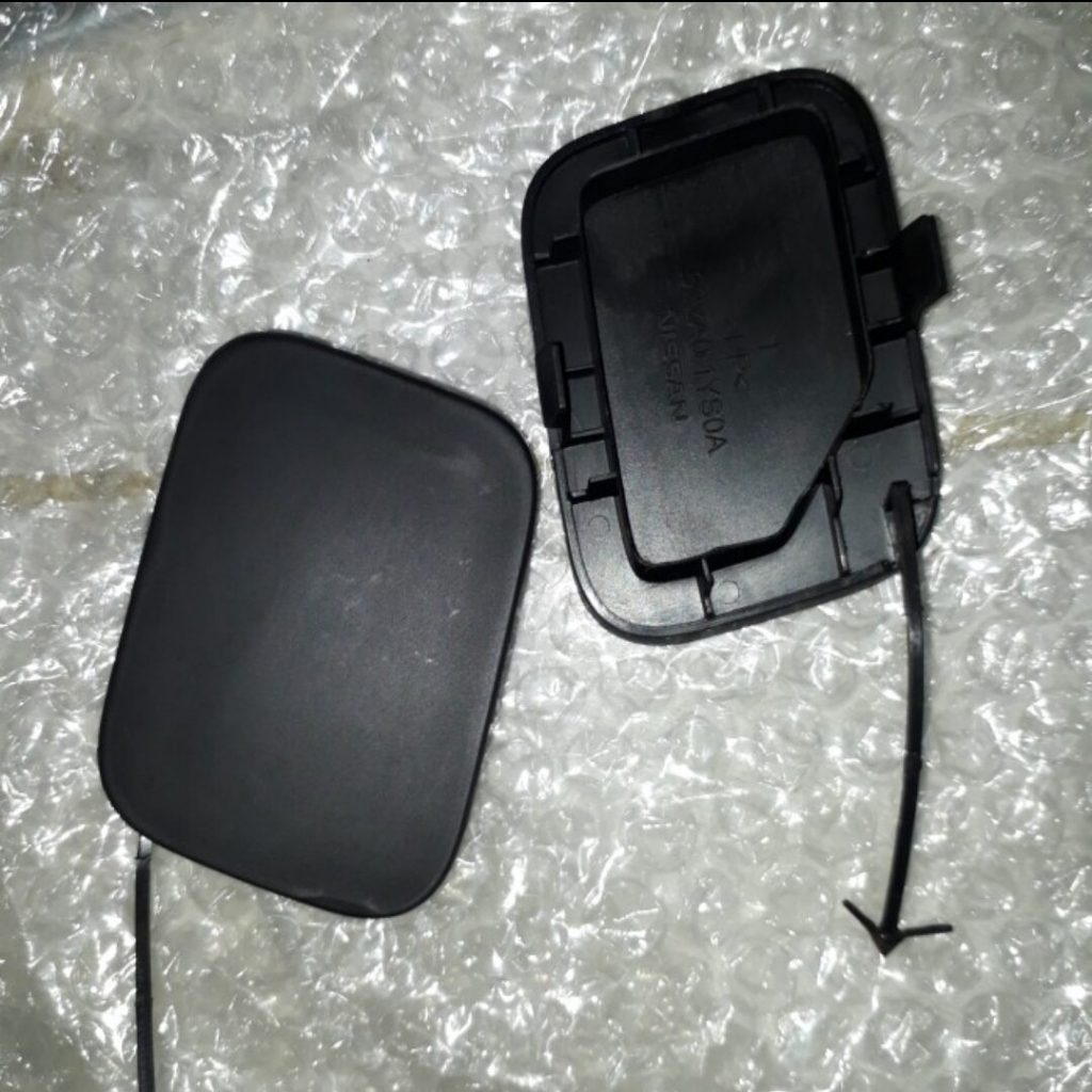 Cover tutup Derek Towing Bemper Bumper Depan Nissan Livina Xgear L11 622A0-1Yr0A original asli ori