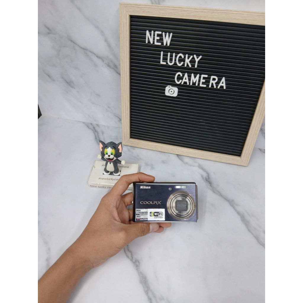 Digicam Nikon Coolpix S610c Wifi Compact camera