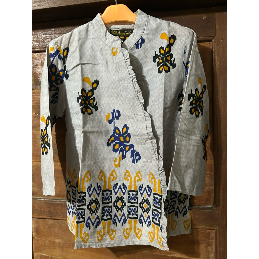 Blouse batik Arjuna Weda Preloved