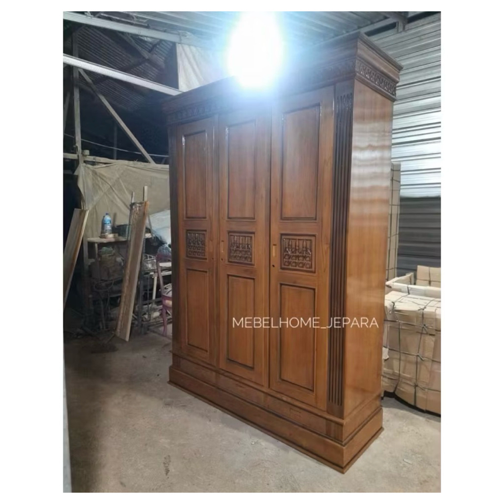 lemari sleding pintu 3 jati tua/almari sleding minimalis jati
