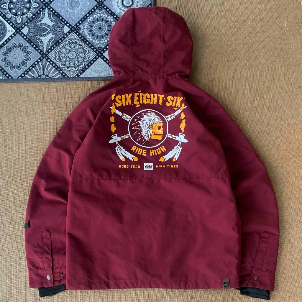 Jaket Gunung 686 size S (seperti baru) anti air 100% original 121125T