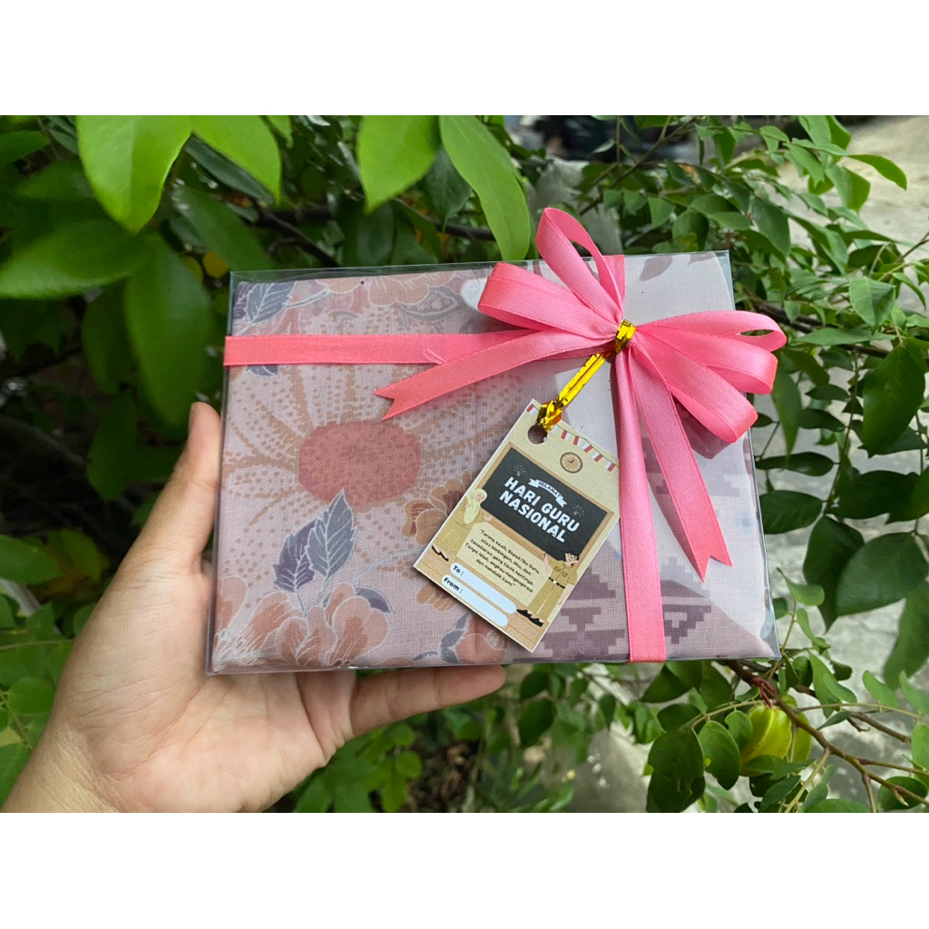 gift hari guru, hampers hari guru, kado hari guru, hijab box