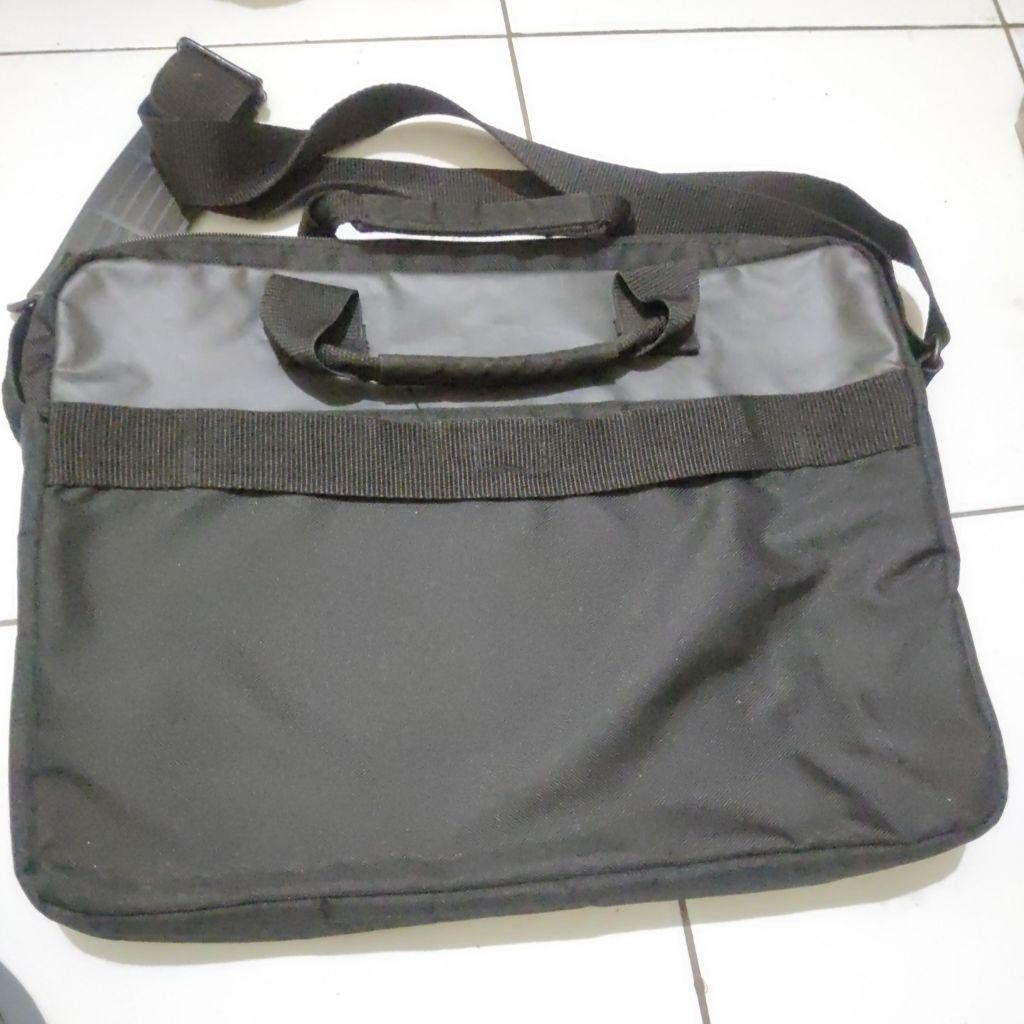 Tas Laptop Lenovo Selempang Original bekas masih mulus Preloved
