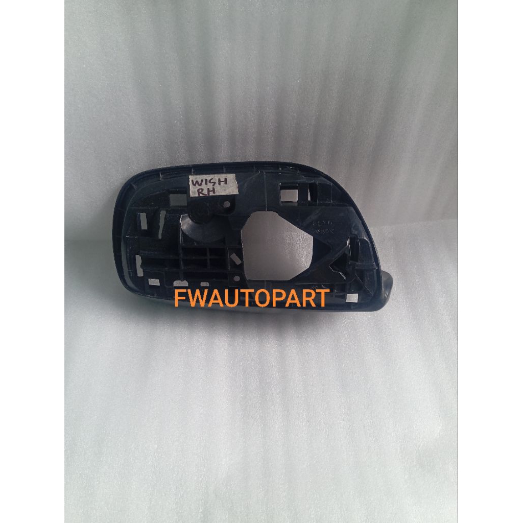 HAUSING BATOK SPION TOYOTA WISH ORIGINAL KANAN