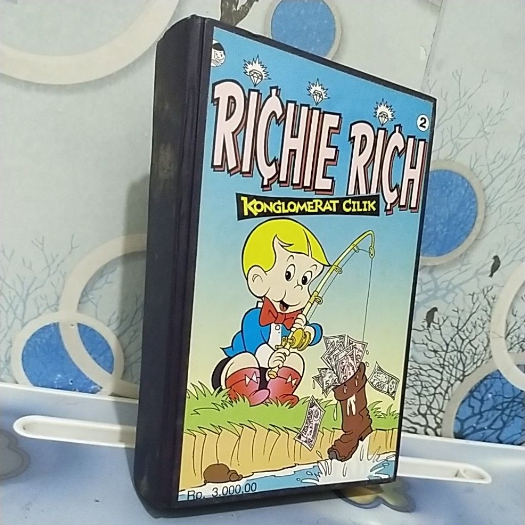 RICHIE RICH