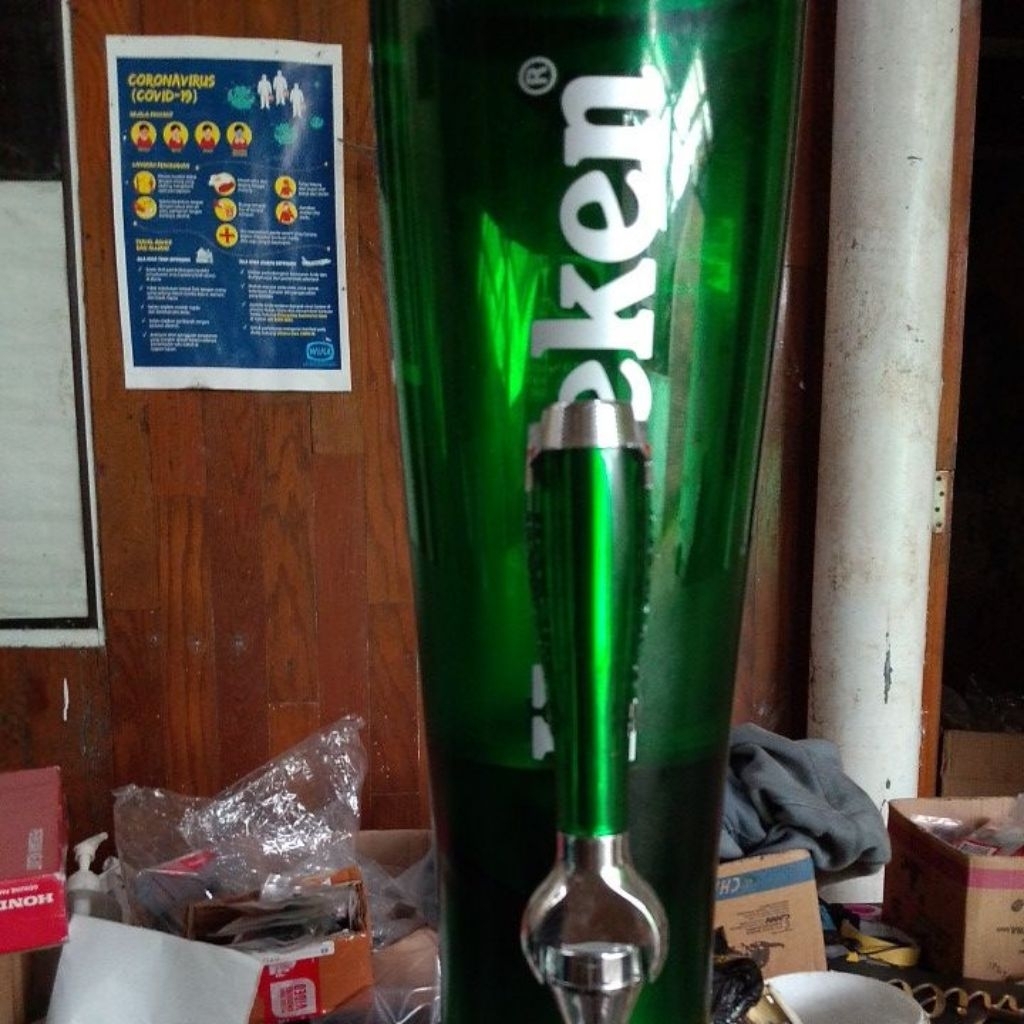 tower beer drink Heineken