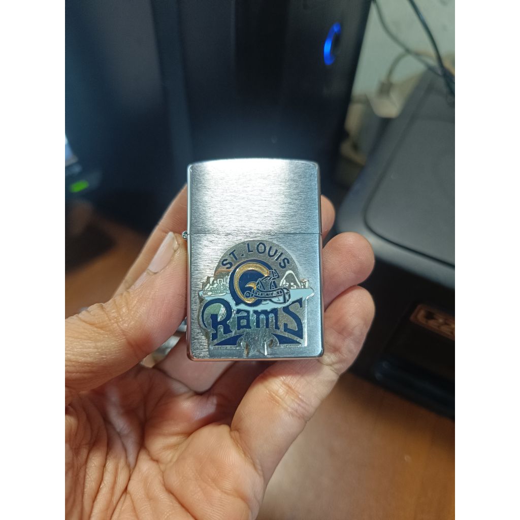 Zippo NFL Series St. Louis Rams - Produksi 2003