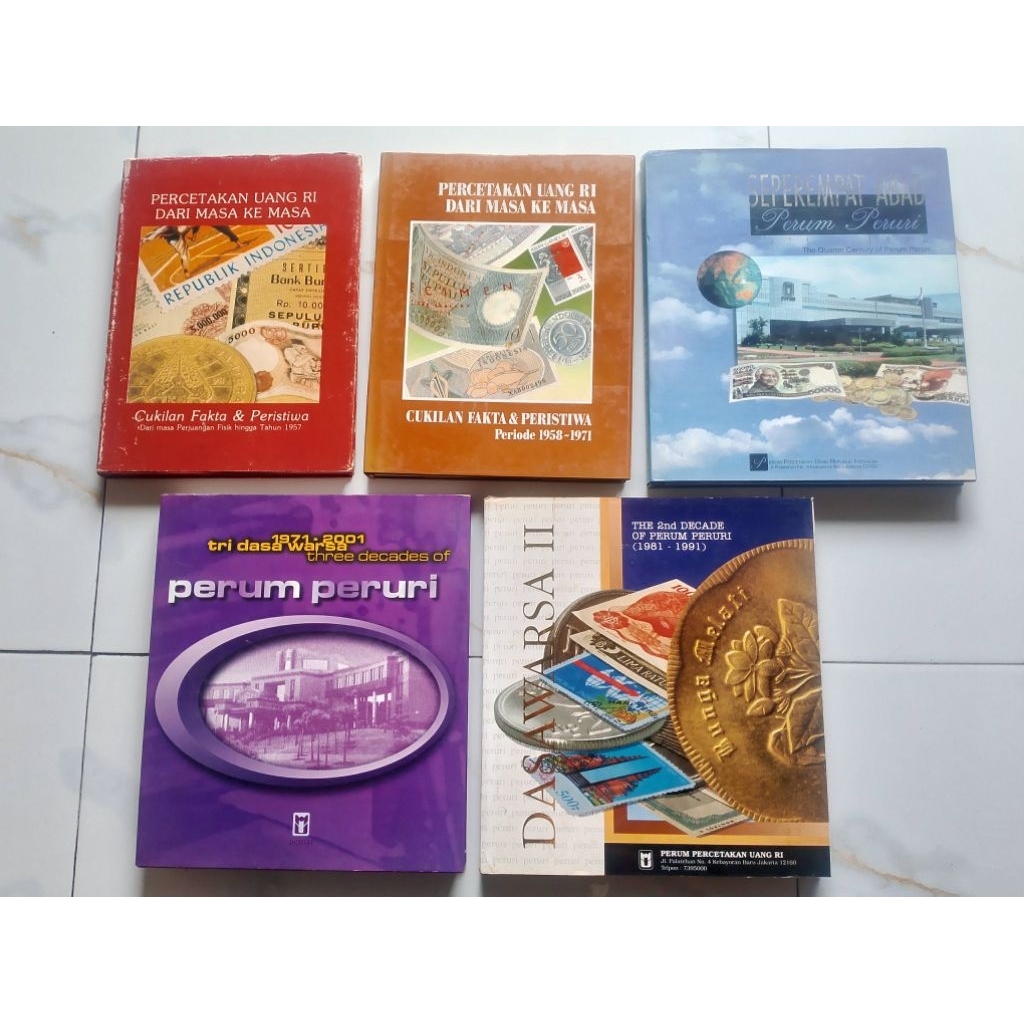 Paket 5 Buku Perum Peruri 1957-2001