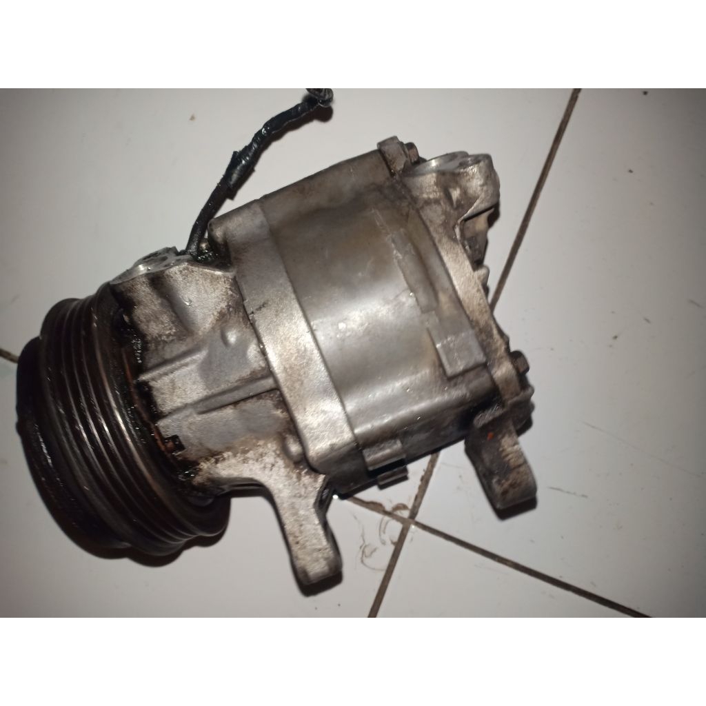 Kompresor AC  Xenia 1000 Ex Singapore  Copotan