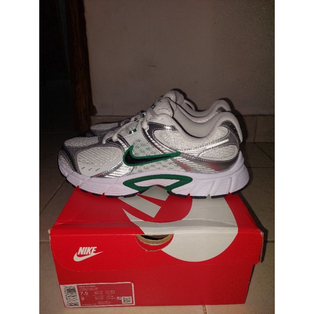 SEPATU sneaker Pria Nike Vomero 5 RNR