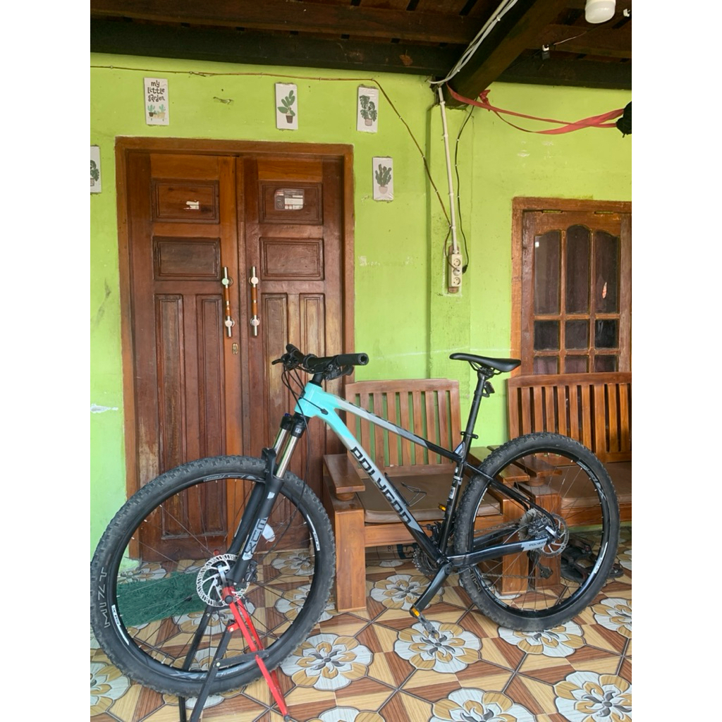 Sepeda Polygon Xtrada 5 Second Like new (Seperti Baru)