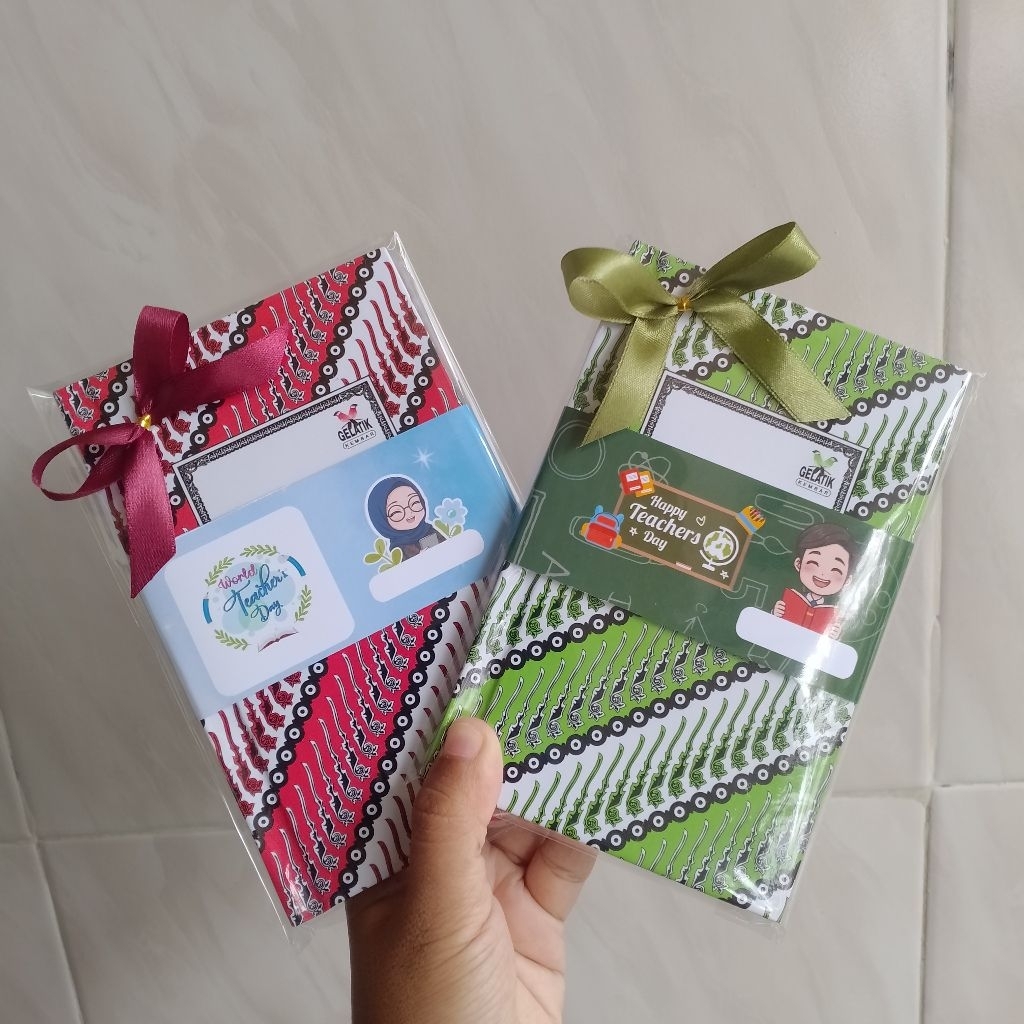 Buku Batik/ Kado hari guru/ Kado Buku/ Kado Hari guru buku/Kado custom