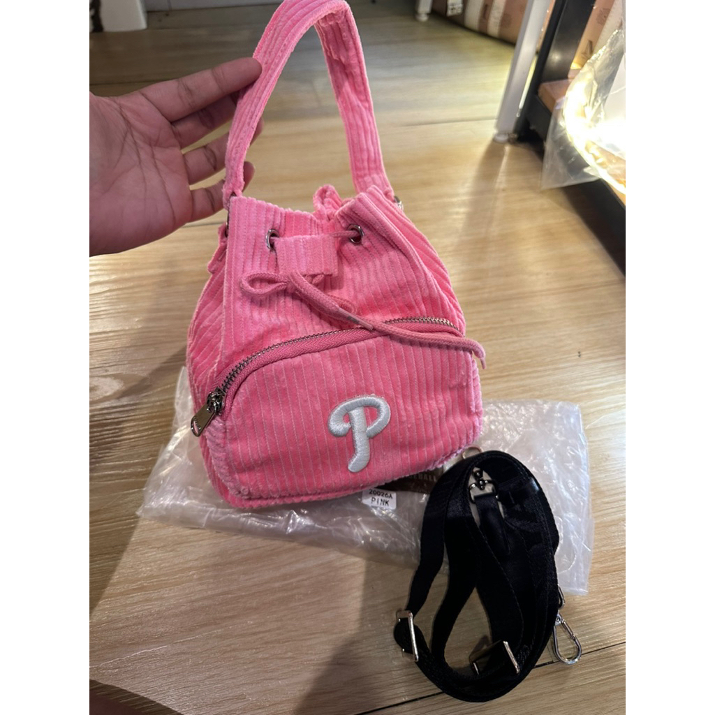 TAS SERUT PINK MLB NEW