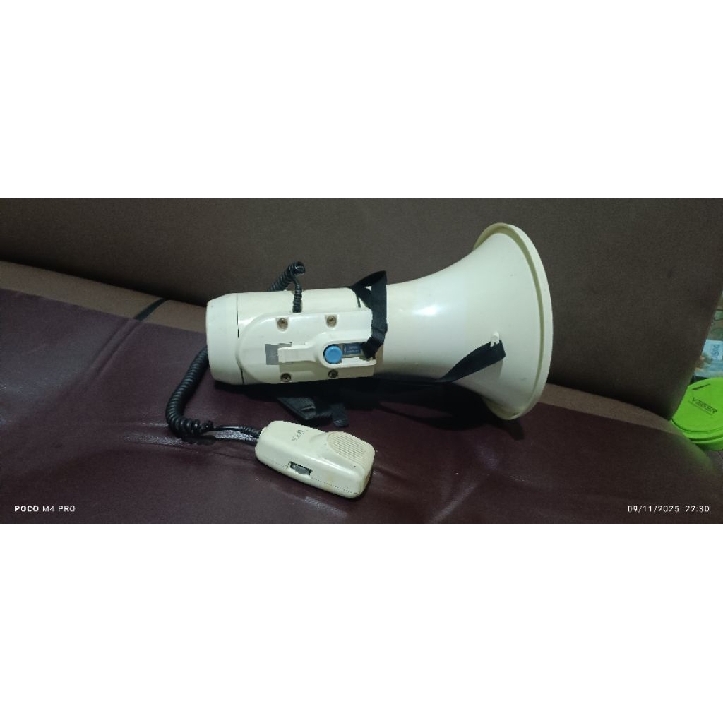 Megaphone Toa + sirine ZR2015S bekas