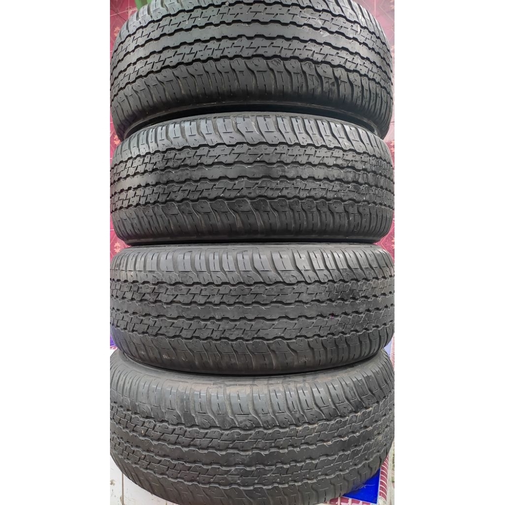 Ban uk.265/60R18 merk dunlop grandtrek