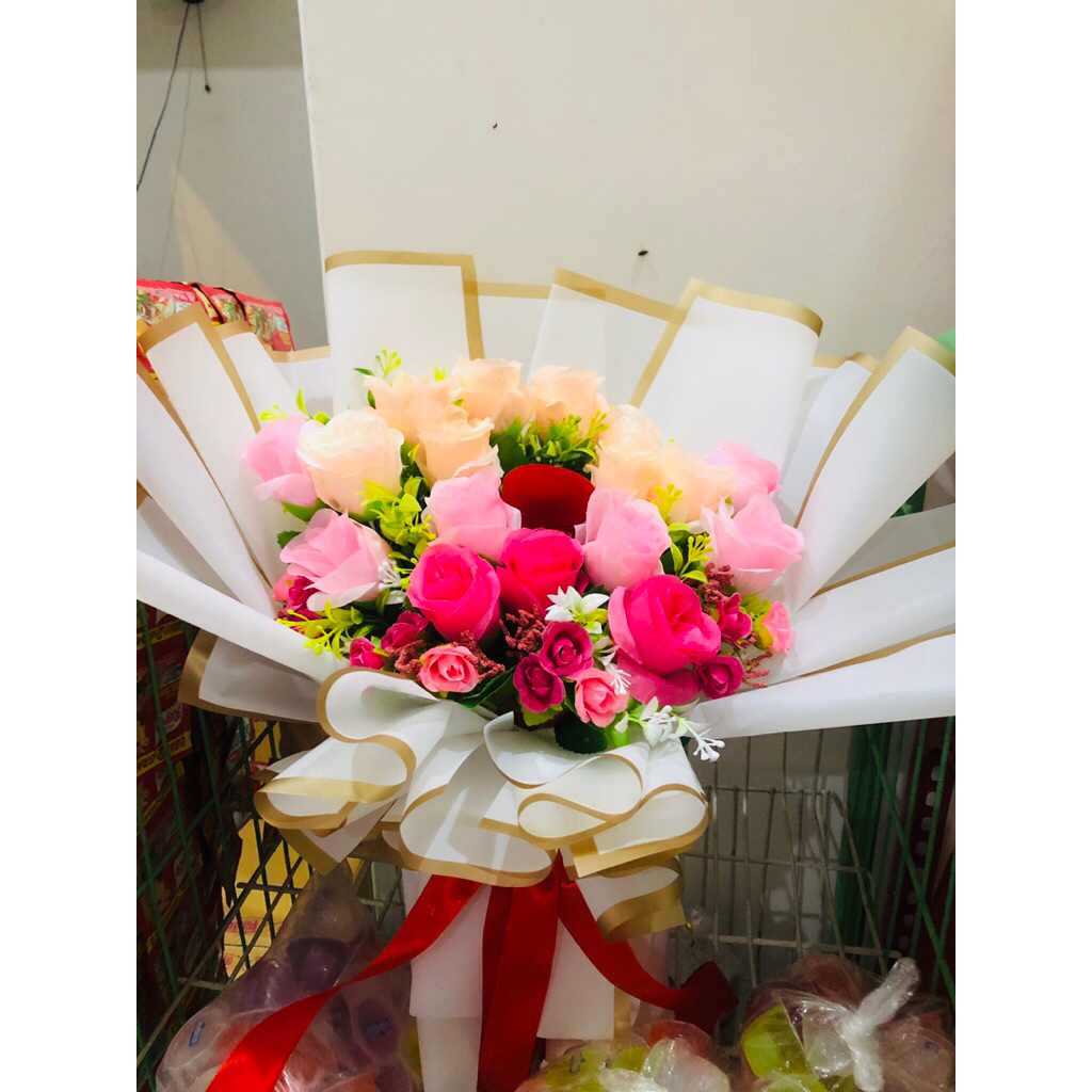 buket pengantin / buket lamaran buket wisuda bucket boneka buket hijab