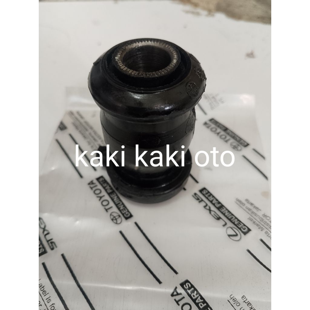 bush bushing arm lower arm kecil bosh sayap kapak ayunan kecil voxy new voxy nav1 nav-1 nav 1 Noah