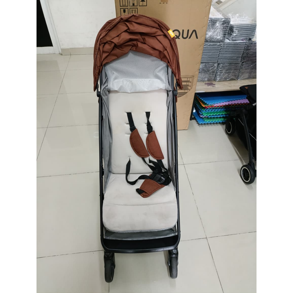 PRELOVED JABODETABEK ONLY - Joie Meet Pact Pro - Charred Red