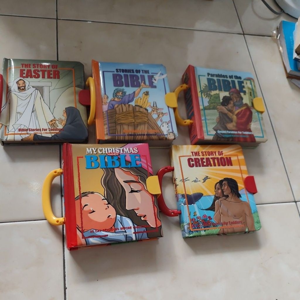 Alkitab Hand book Bahasa Inggris hardcover bahasa inggris / story of Bible handy book