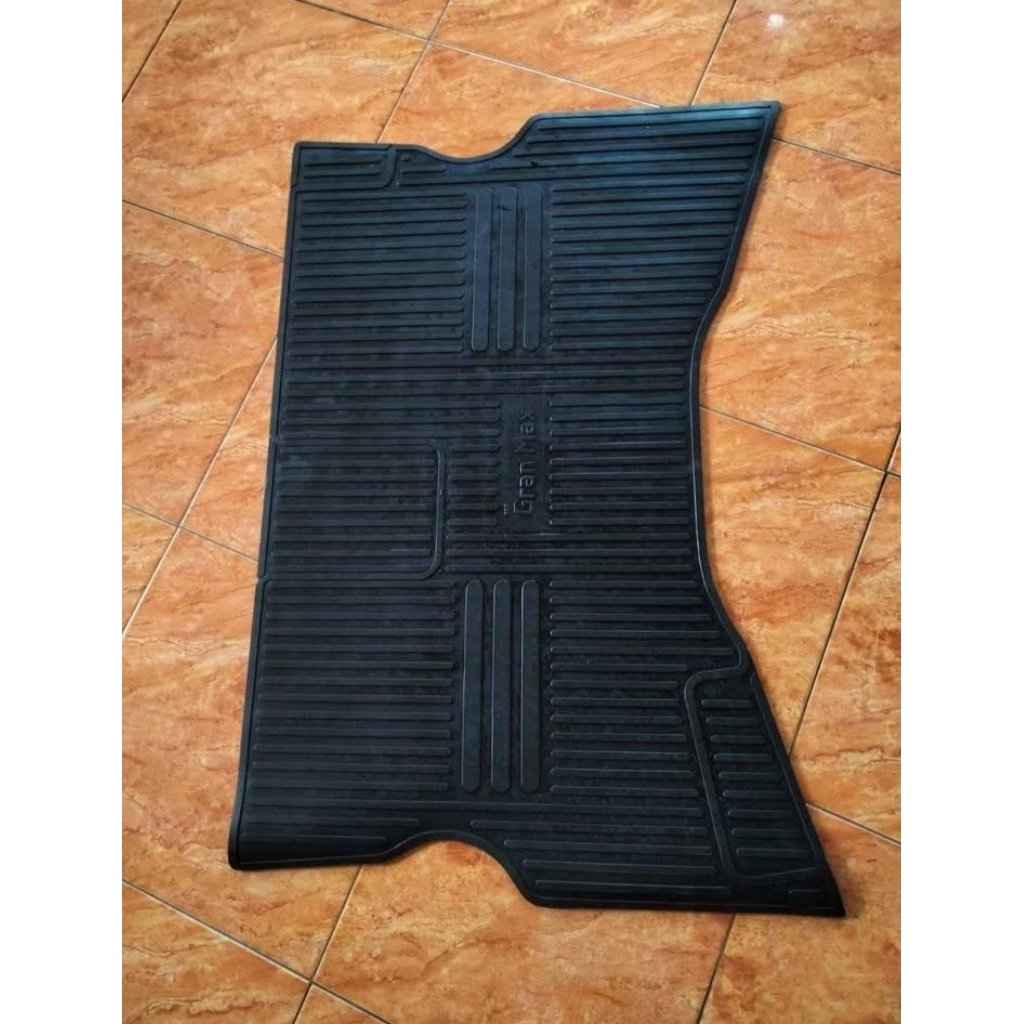 karpet grandmax pickup