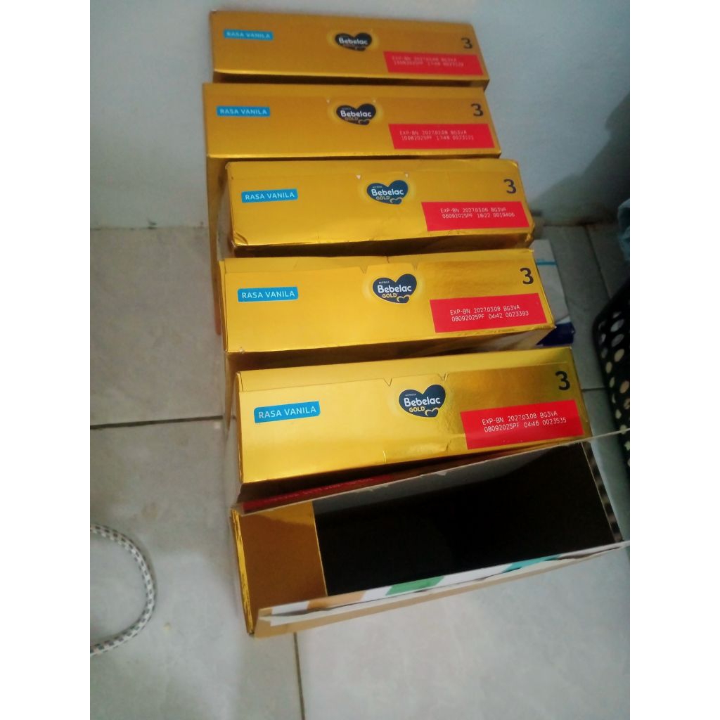Kardus susu bebelac gold 3 vanila preloved