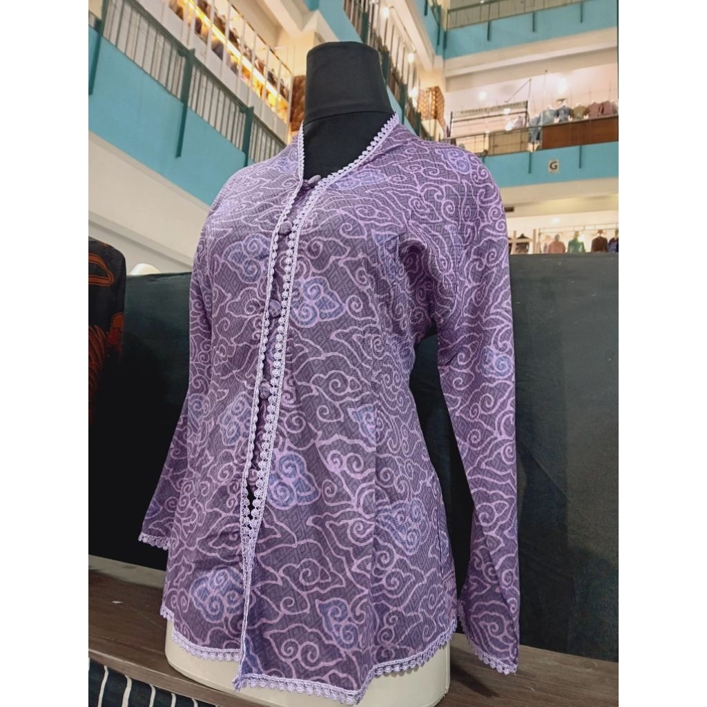 baju Batik wanita mega mendung warna ungu, atasan Batik wanita batik cap asli