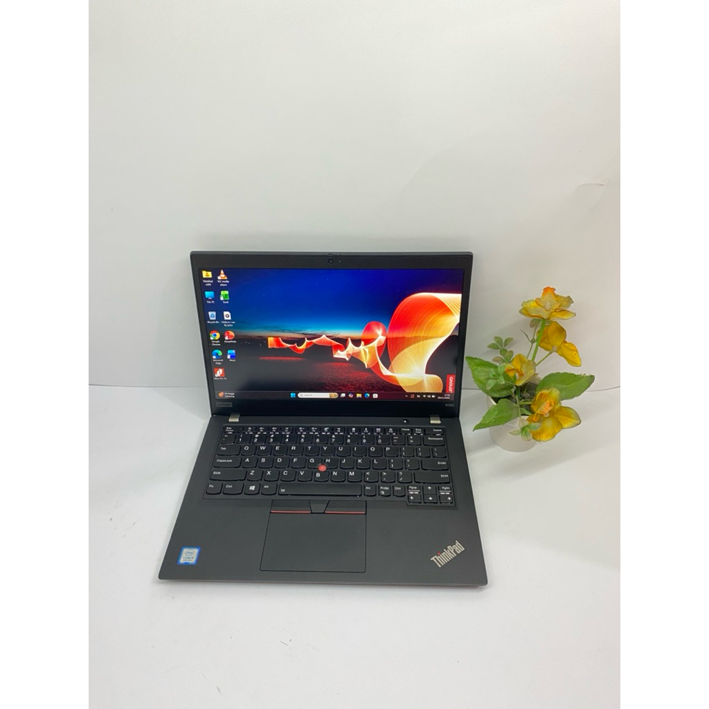 Lenovo Thinkpad X390 Core i5 8thGen