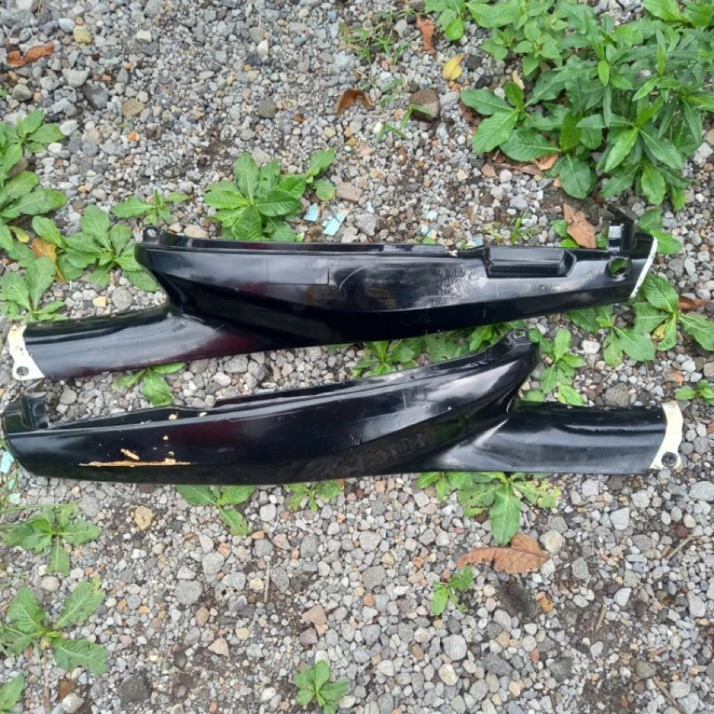 Cover body belakang kanan kiri Yamaha Alfa Original copotan motor