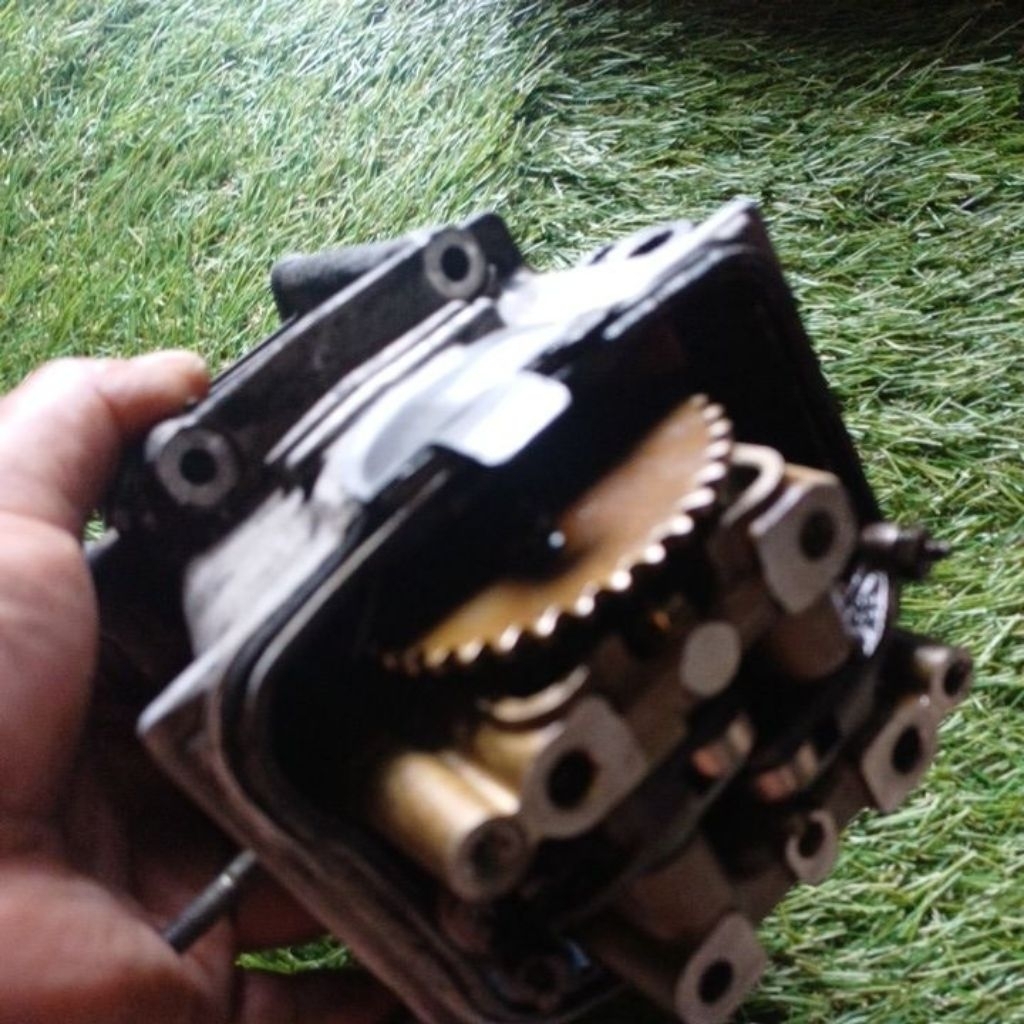 blok head seher isi honda beat karbu KVY 2010 original