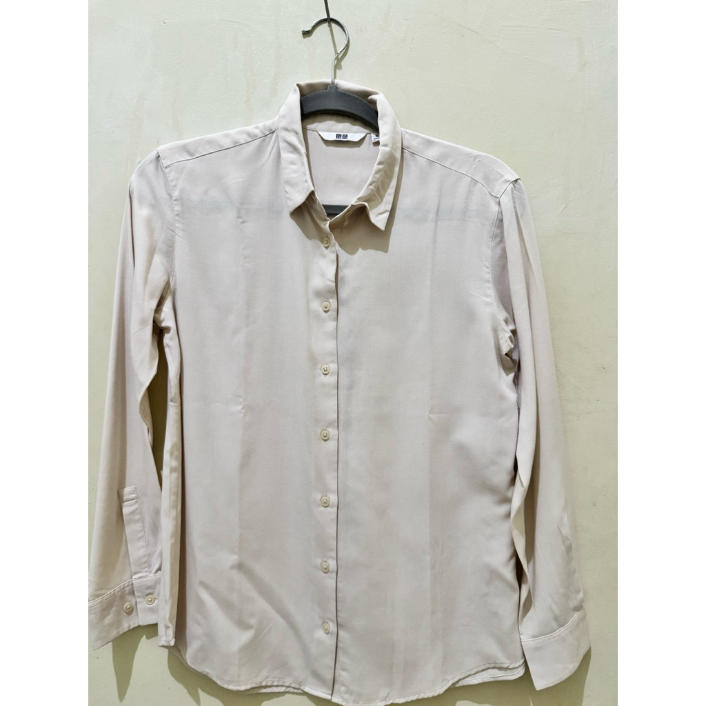PRELOVED Uniqlo Rayon Blouse Shirt