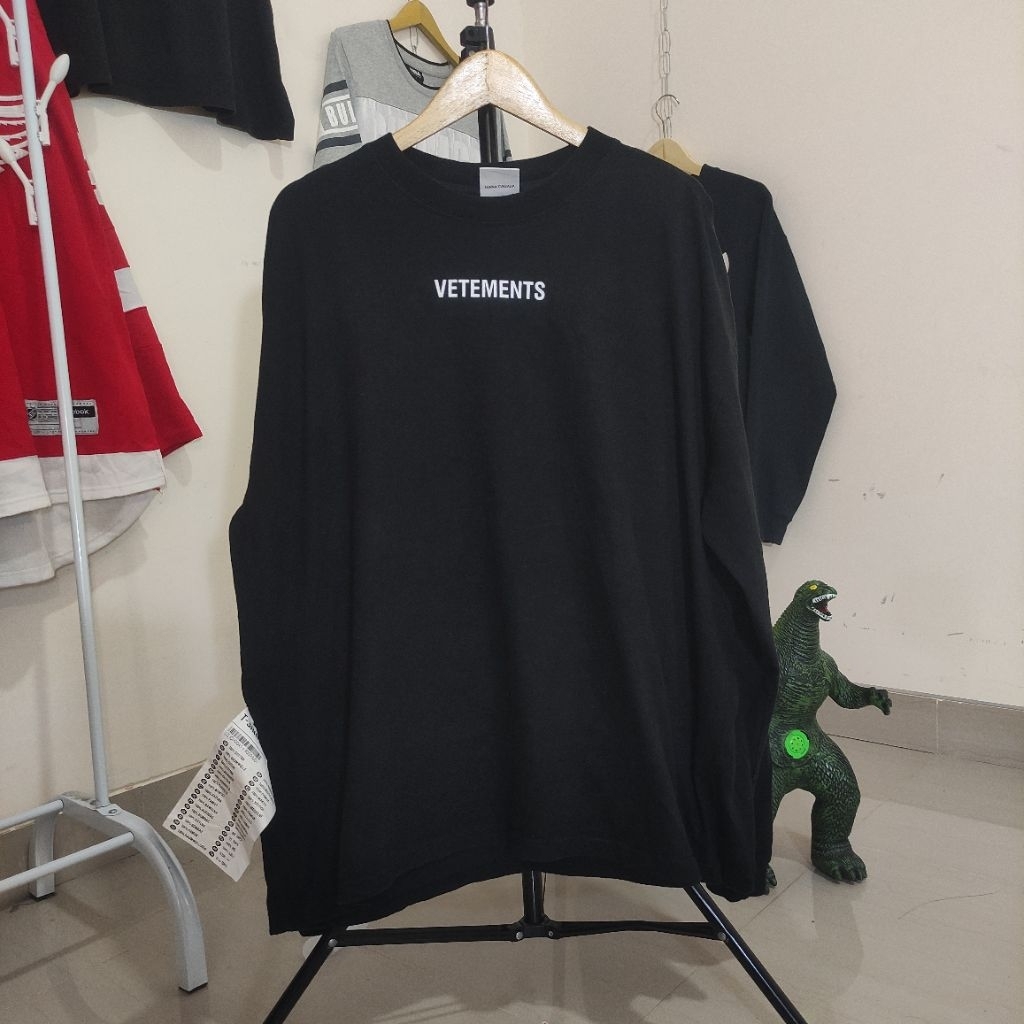 Kaos LS Long Sleeve Lengan panjang Vetements Black Size 4XL
