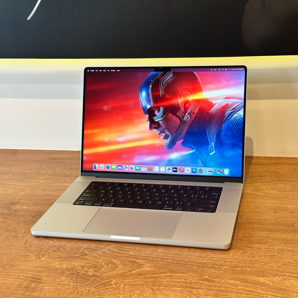 MacBook Pro M3 Pro 2023 16 inch | RAM 18 GB | SSD 512 GB | Second