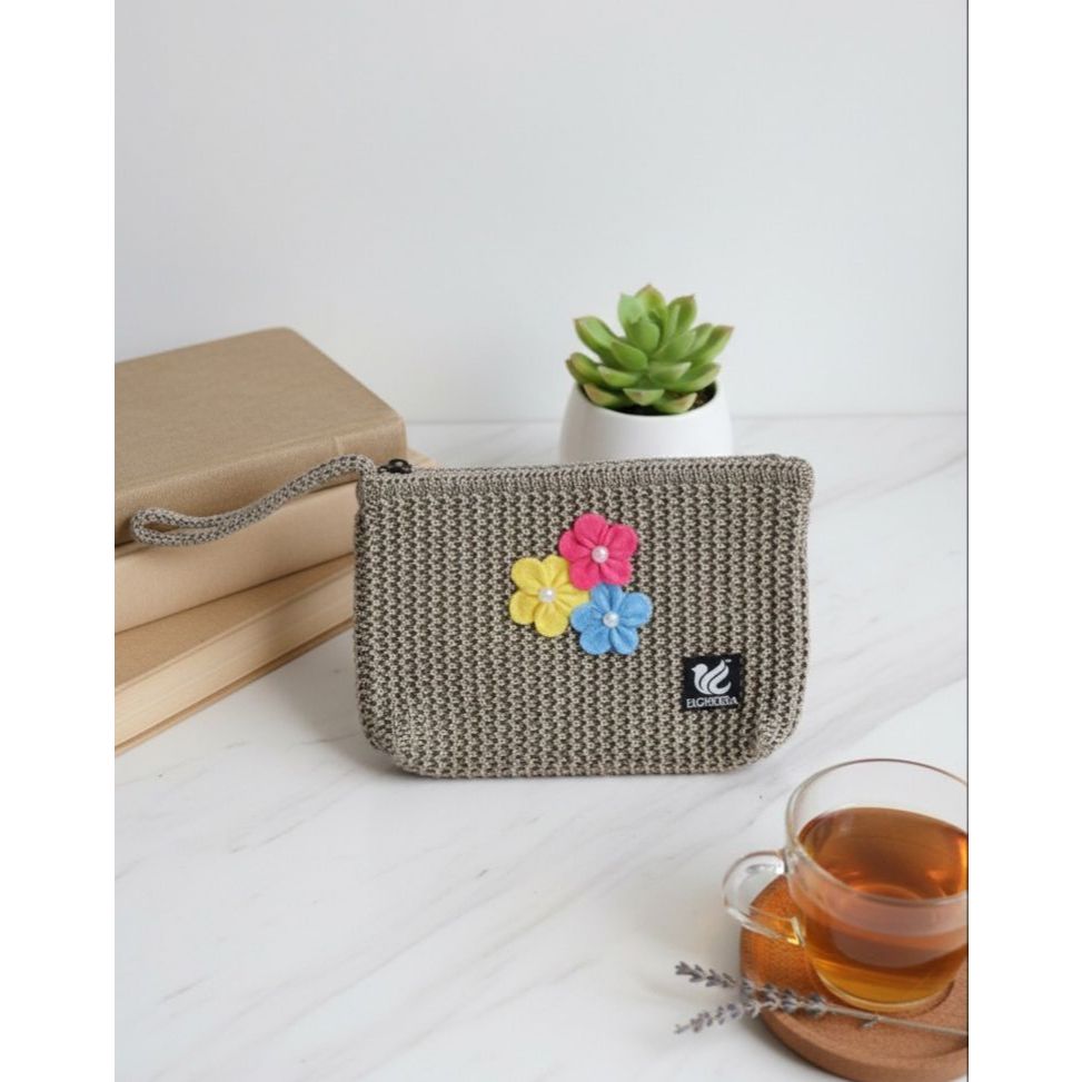 Dompet Rajut 2 Bunga / Pouch Rajut