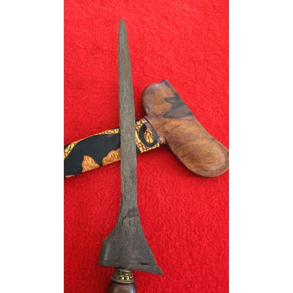 keris patrem tilam upih