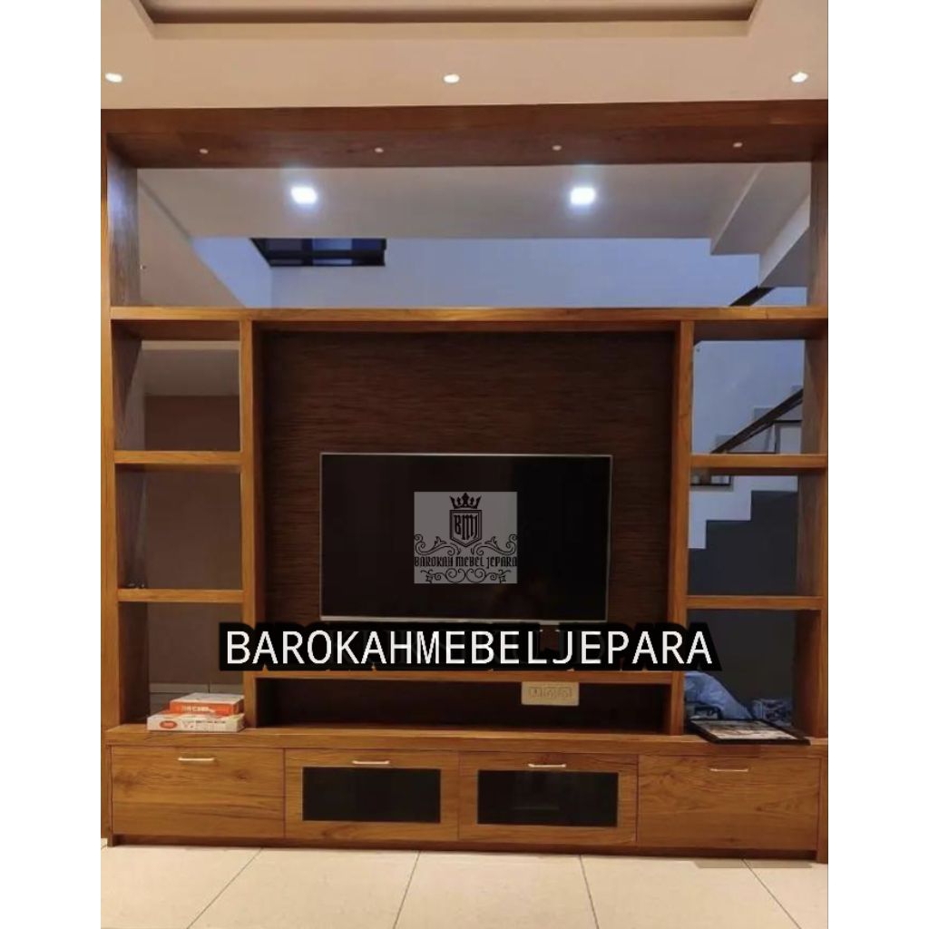 backdrop tv minimalis jati partisi ruangan kayu jati minimalis