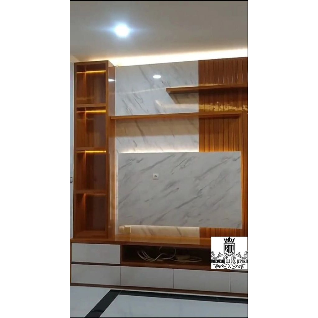 backdrop tv jati minimalis , backdrop tv modern marmer motif