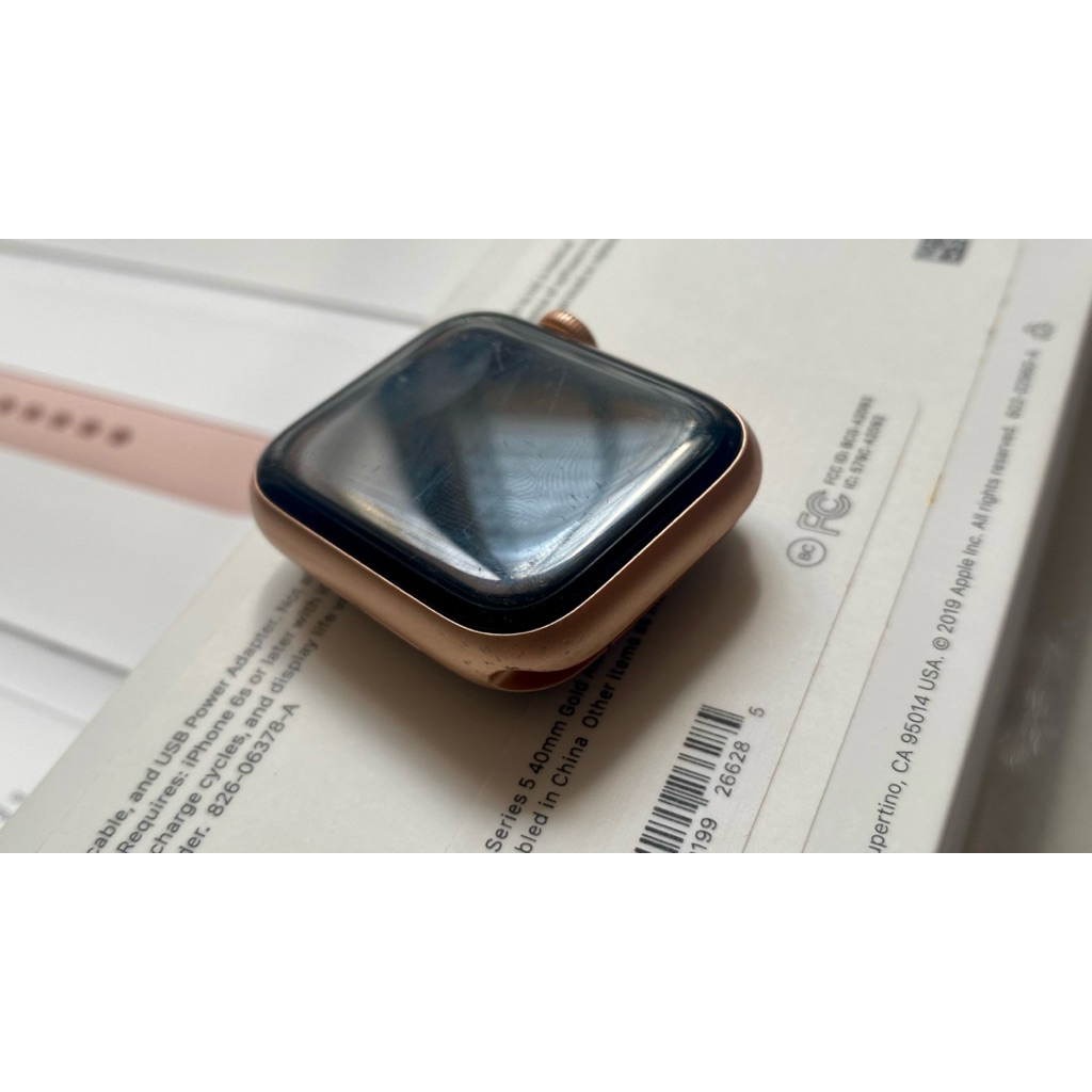 iWatch Series 5 RoseGold normal