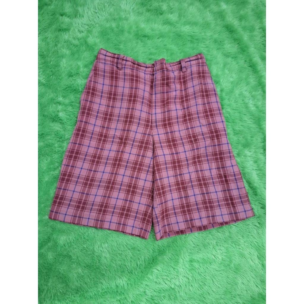 Celana Pendek seragam anak laki bpk penabur kotak merah size 33