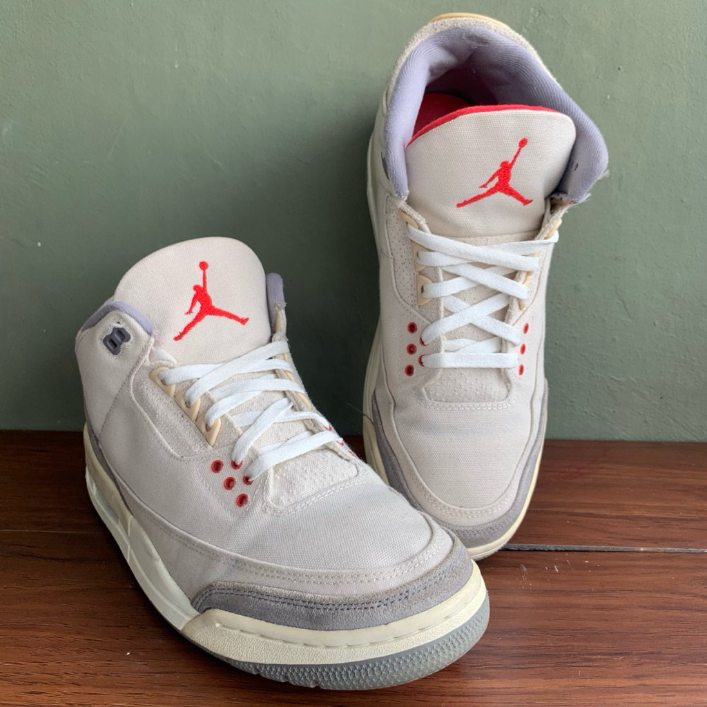 Jordan Retro 3 SE Muslin/University Red-Cement Grey-Sail Second Size 44