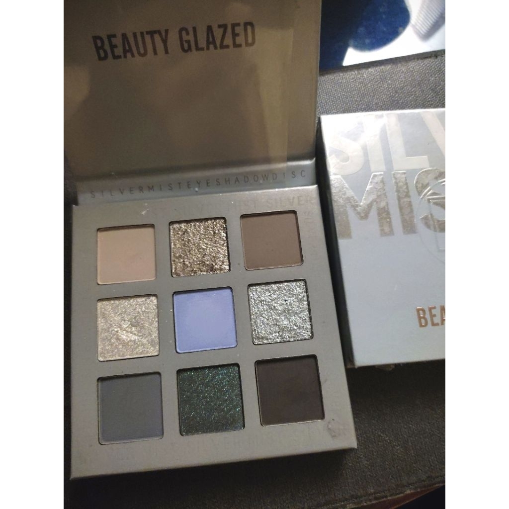 (Sealed New) Beauty Glazed Silvermist 9 Eyeshadow Palette