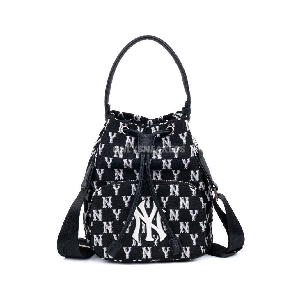 MLB MONOGRAM JACQUARD BUCKET BAG NEW YORK BLACK