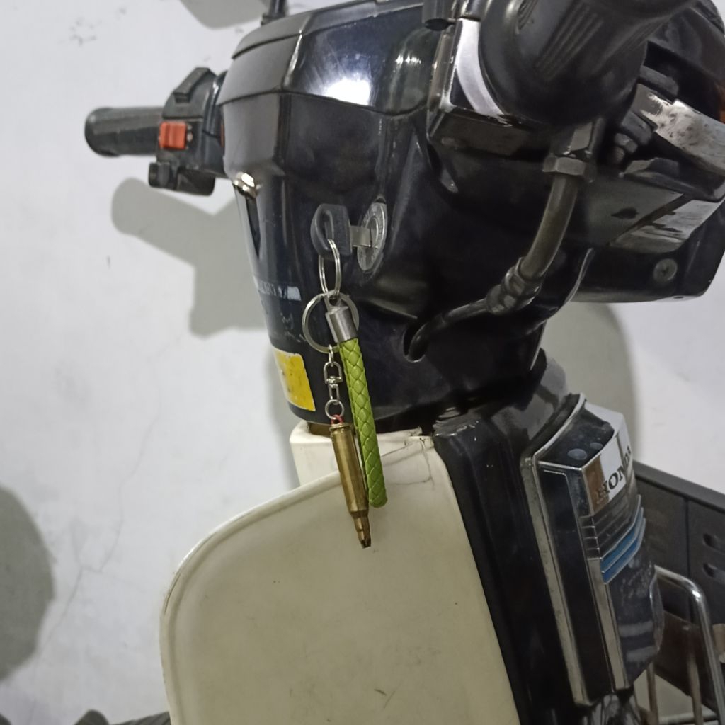 gantungan kunci peluru HMP 57