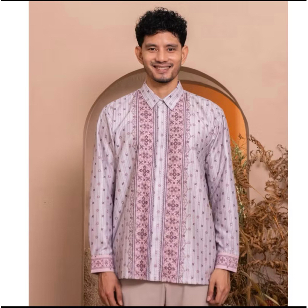 preloved koko wearing klamby